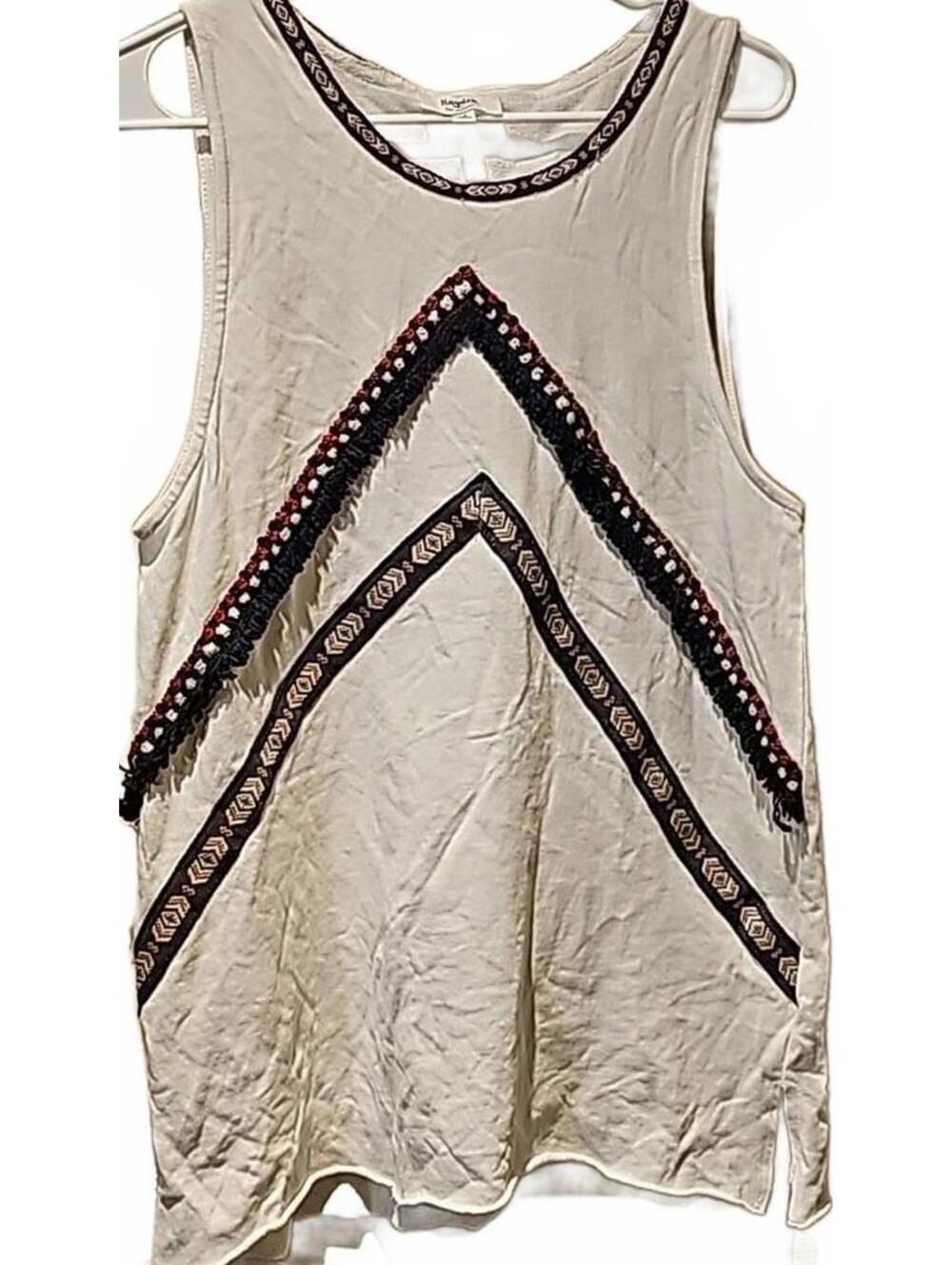 Hayden Los Angeles Tank Top Medium White Red Blue Americana Crochet Embroidered